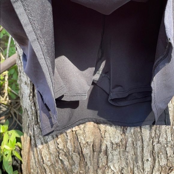 Under Armor Black Golf Tennis Skort with Slits Attached Shorts Small S Elastic - Picture 3 of 16